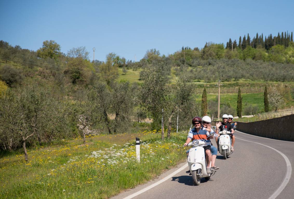 tuscany wine tour by vespa from florence