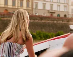 Small group Florence boat ride with Aperitivo on Arno River