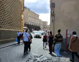 Florence wine windows tour