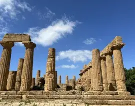 : Private Sunset Tour of the Valley of the Temples in Agrigento | Private Guided Experience