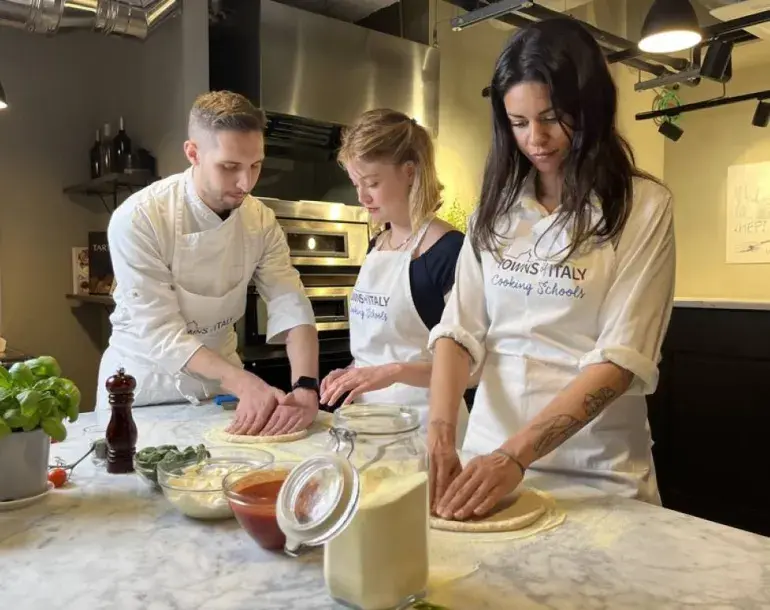 Private Pizza &amp; Gelato Class in Rome â€“ Hands-On Cooking Experience