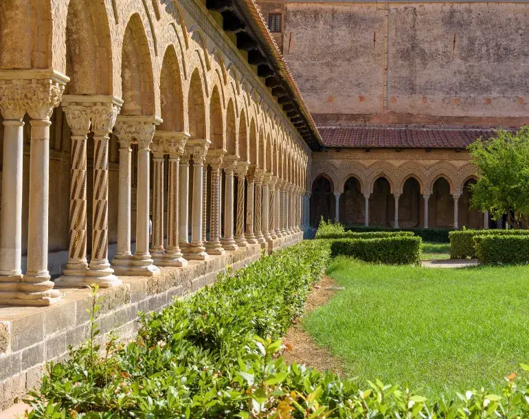 Cefalù &amp; Monreale full-day trip