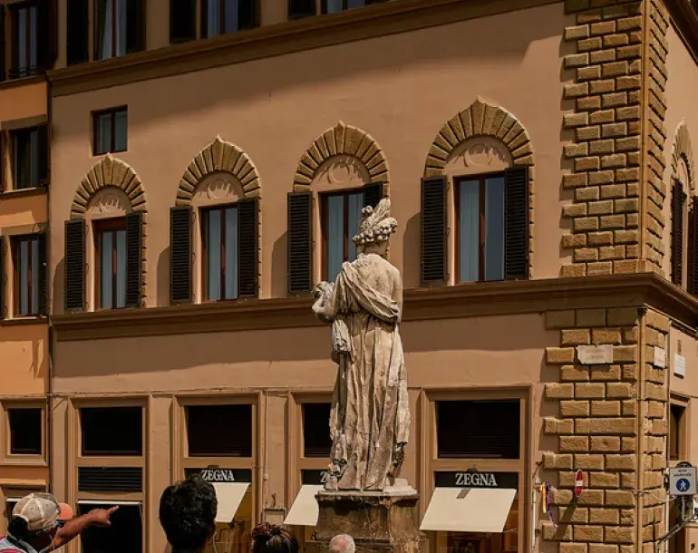 Walking tour of Florence