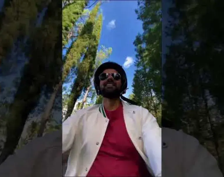 Preview image for the video "Cruising through Chianti on two wheels".